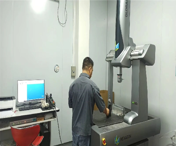ISO 9001 aerospace quality inspection lab with CMM equipment
