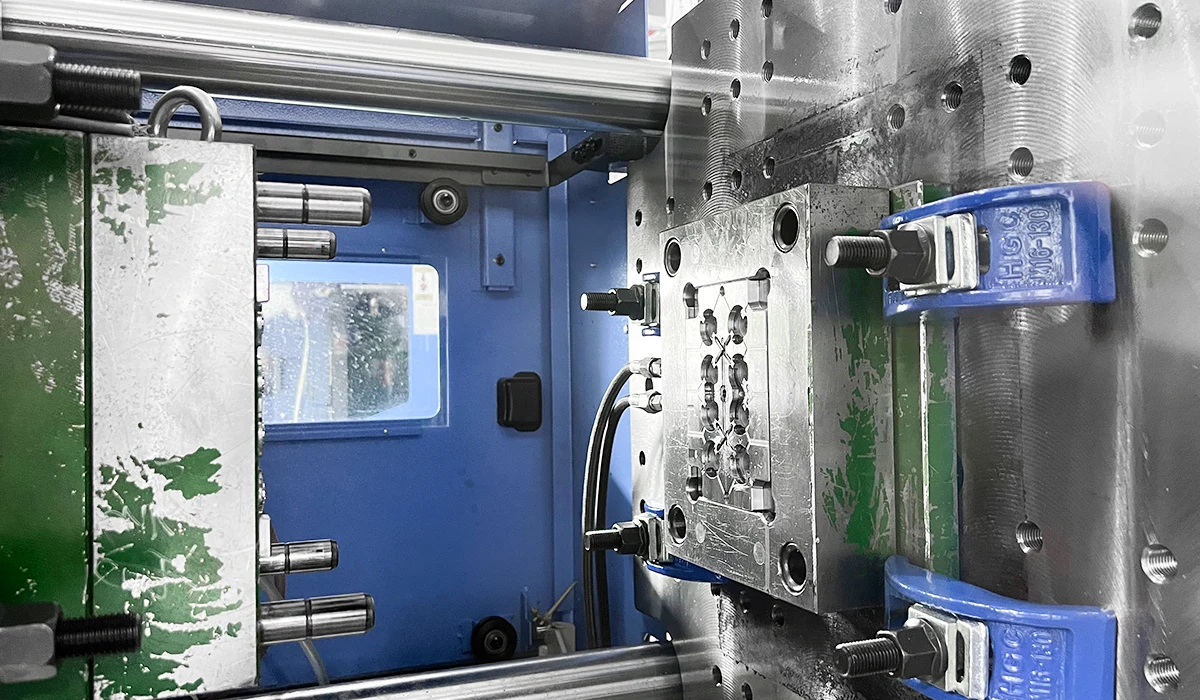 High-volume aerospace cabin interior injection molding production