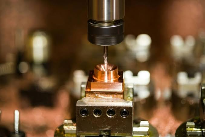Which Manufacturing Method Makes Sense for Small Batches and Custom Components?